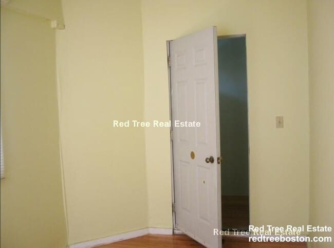 Photo - 12 Verndale St Apartment