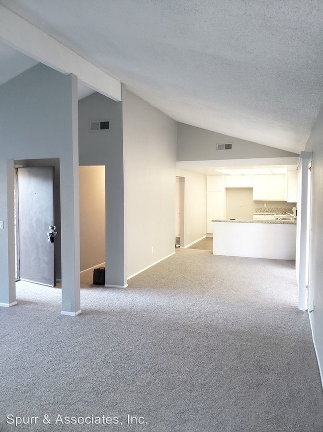 Foto del edificio - 11771 Trask Ave