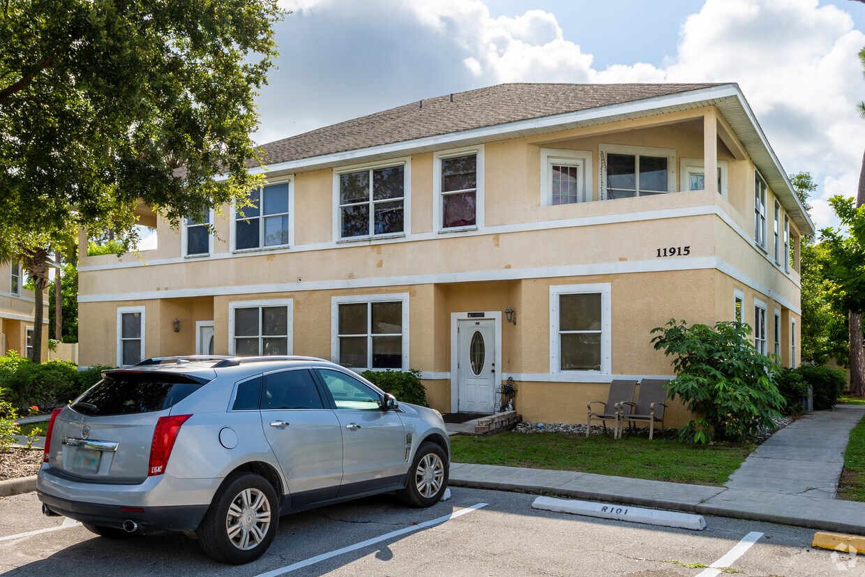 Building Photo - 11915 Corinne Lee Ct