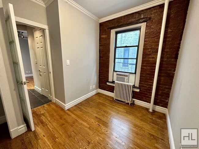 Building Photo - East 13th Street