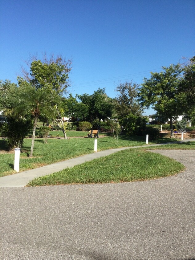 Building Photo - 4788 Independence Dr