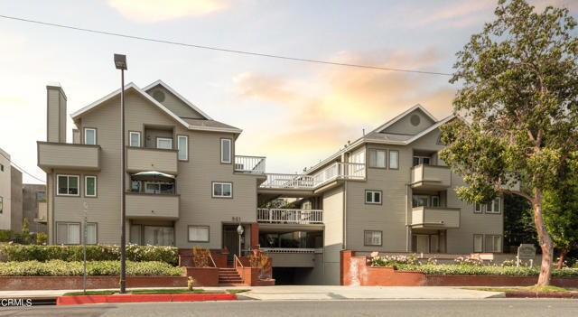 Building Photo - 961 E California Blvd