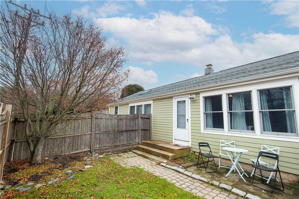 Foto principal - 395 Aquidneck Ave