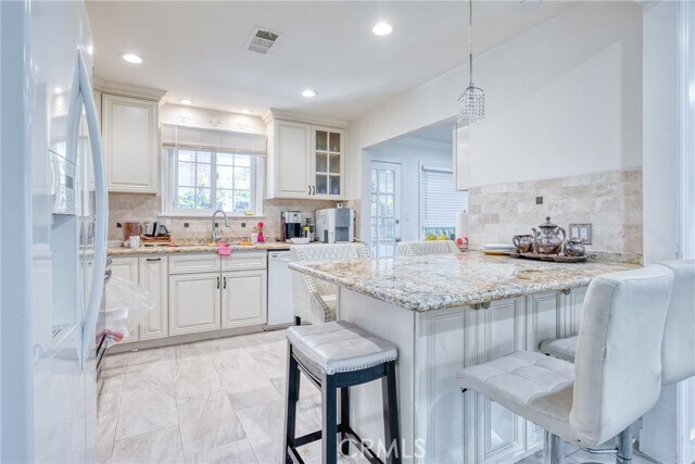 Building Photo - 12182 Diane St