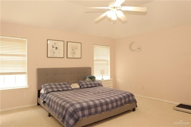 Foto del edificio - 2212 Lilly Cove Dr