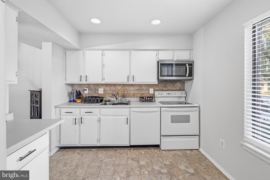 Foto principal - 1250 Birchcrest Ct