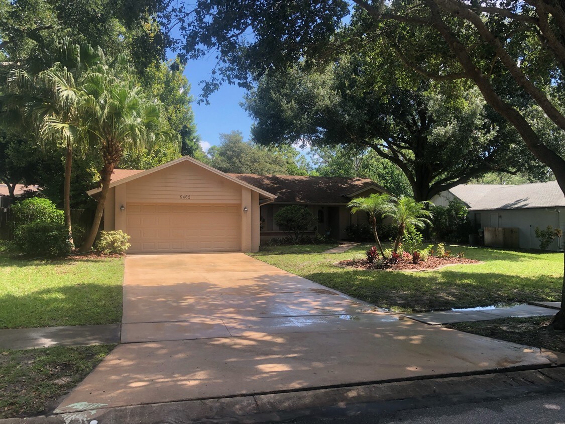 9462 Woodbreeze Blvd, Windermere, FL 34786 House for Rent in Windermere, FL