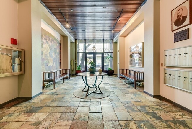 Interior Photo - The Fairmount