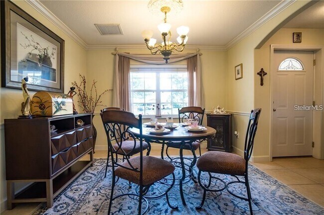 Foto del edificio - 2604 Florence Dr