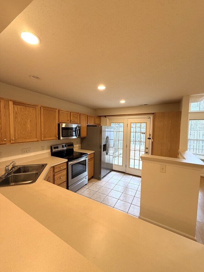 Foto del edificio - 5106 Bartholomew's Ln