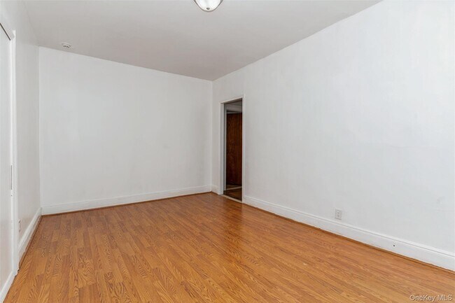 Foto del edificio - 9312 Avenue M