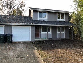 Building Photo - 6552-6554 Thurston Rd