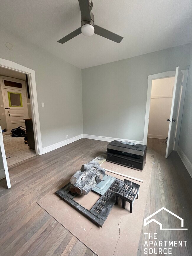 Foto del edificio - 3404 N Springfield Ave