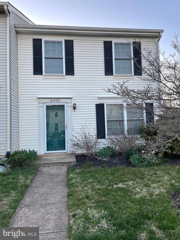 Building Photo - 6606 Brave Ct