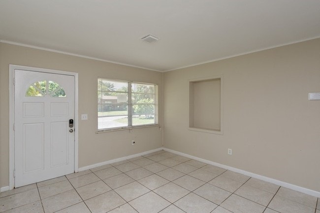 Building Photo - 1297 NW Charlie Green Dr