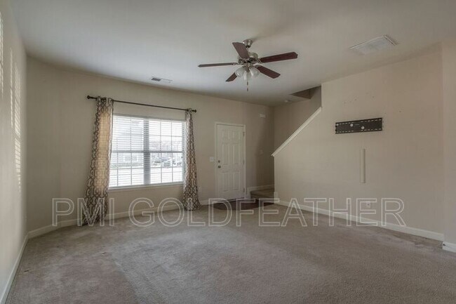 Building Photo - 381 Brooklet Ct