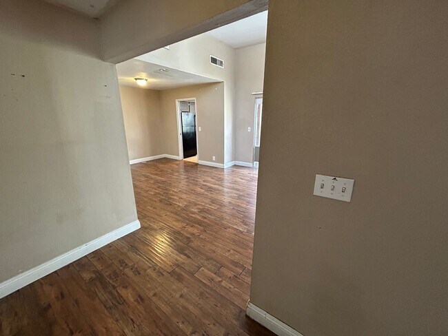 Foto del edificio - LOVELY 3-BEDROOM, 2BATH HOME!!!