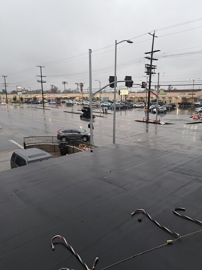 10472 Laurel Canyon Blvd, Pacoima, CA 91331 House Rental in Pacoima