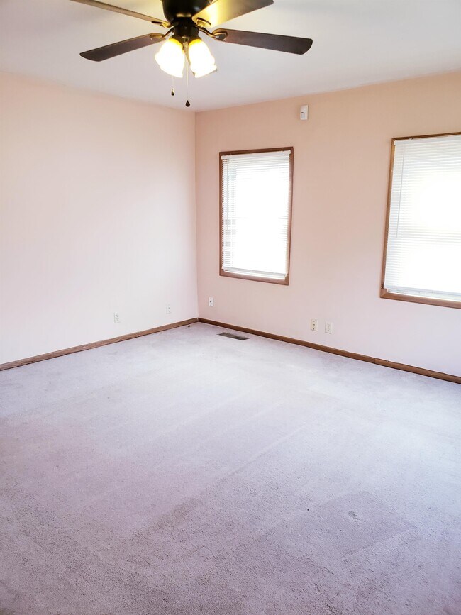 1433 E Frontenac St, Park City, KS 67219 House for Rent in Park City