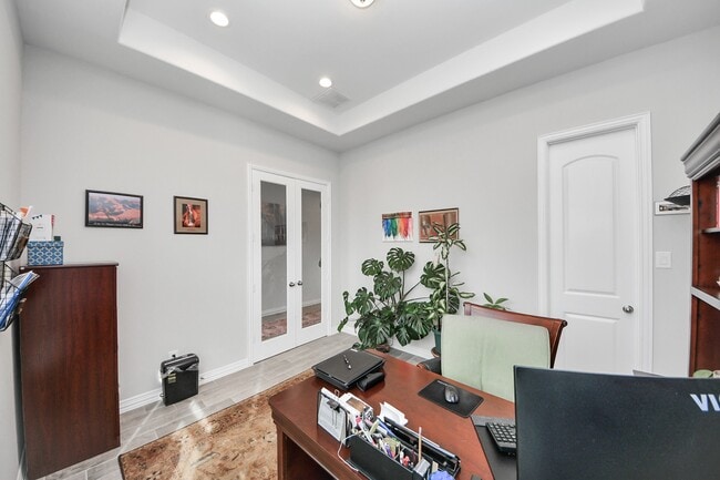 Foto del edificio - 3902 Cantone Grotto Ct