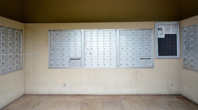 Foto del edificio - 6032 SW 19th Ct