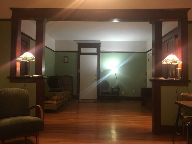 Foto del edificio - 234 E 100 S