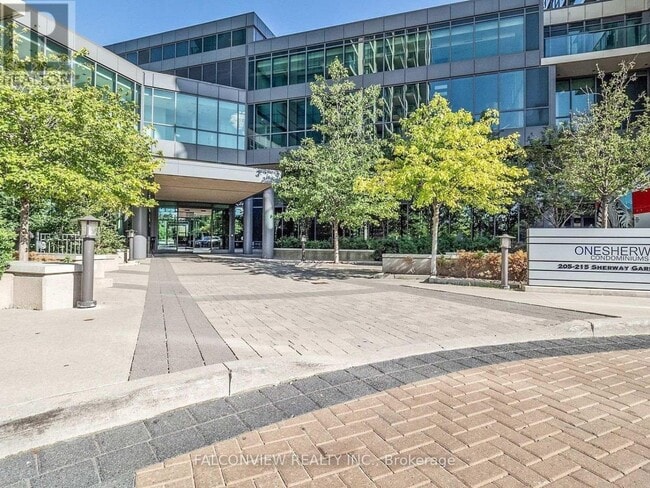 Building Photo - 215 Sherway Gardens Rd