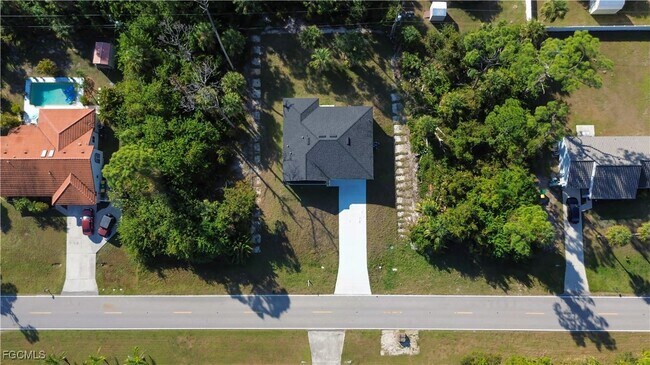 Foto del edificio - 18141 Wintergarden Ave