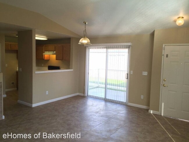 Building Photo - 8207 Pebble Cove Ct