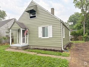 Building Photo - 4417 Primrose Ave