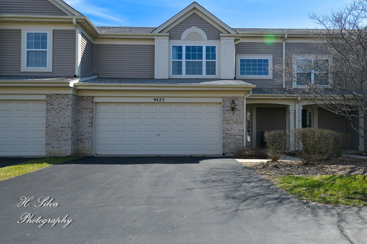 9425 Rainsford Dr, Huntley, IL 60142 Townhome Rentals in Huntley IL