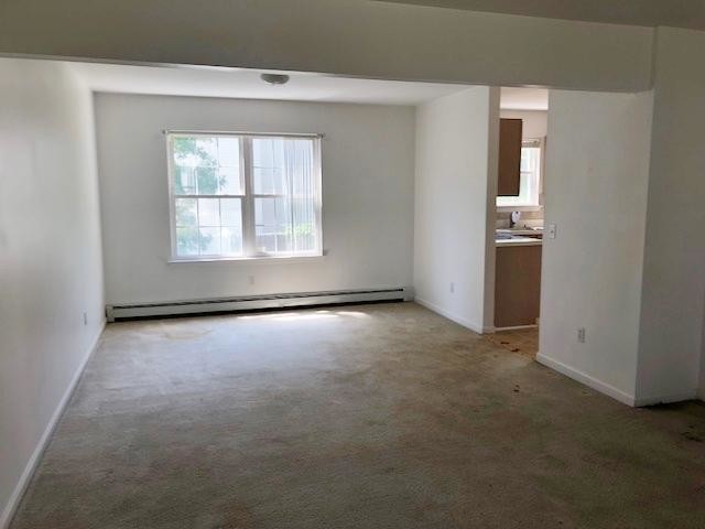 Building Photo - 4 bedroom in Mastic NY 11950