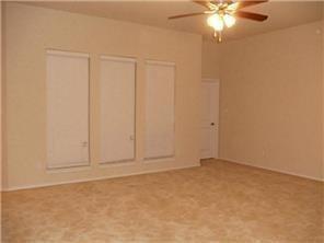 Building Photo - 2167 Oakridge Dr