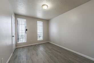 Building Photo - 15222 Wickbriar Dr