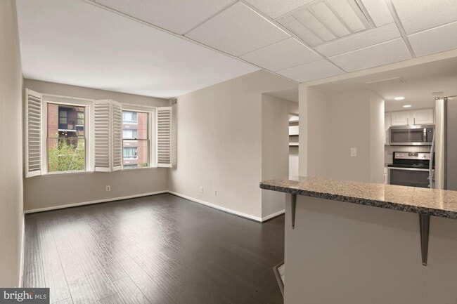 Building Photo - 1133 13th St NW