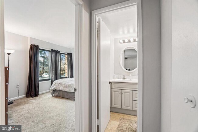 Foto del edificio - 15603 Dorset Rd