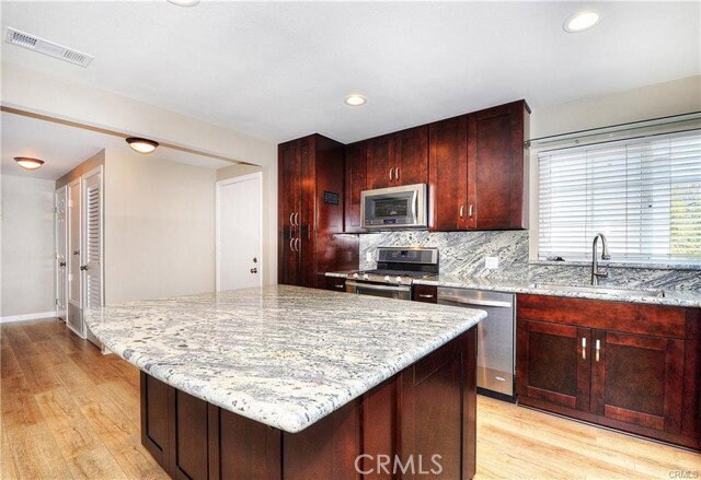Foto del edificio - 214 20th St