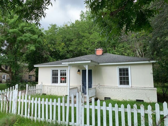 Foto del edificio - 711 Locust St