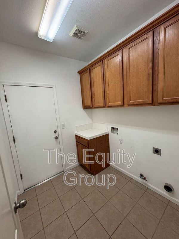 Building Photo - 1924 Weyrich St