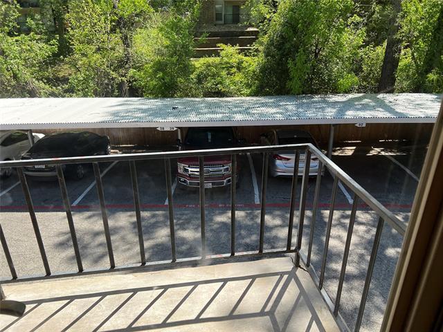 Foto del edificio - 7826 Royal Ln