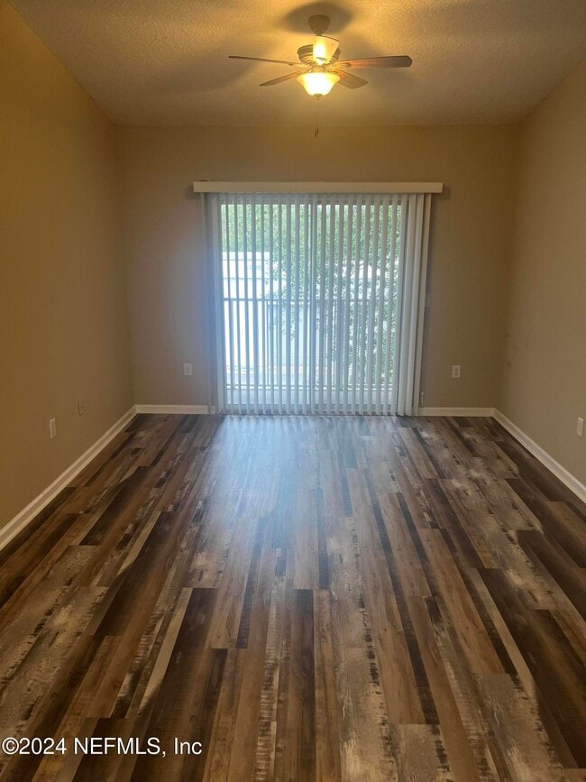 Building Photo - 6069 Maggies Cir