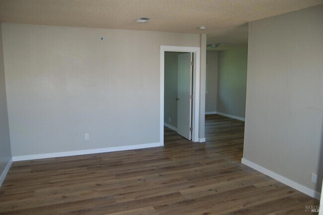 Building Photo - 764 Pope Dr