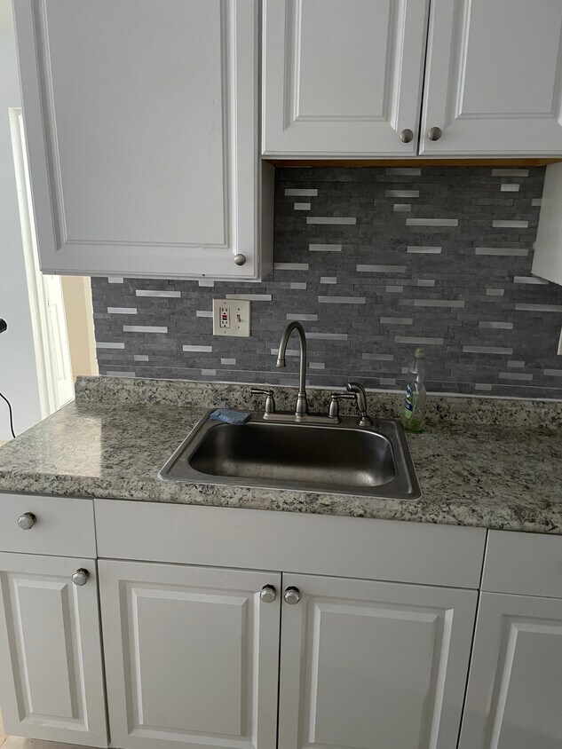 Foto principal - 1808 NW 9th St