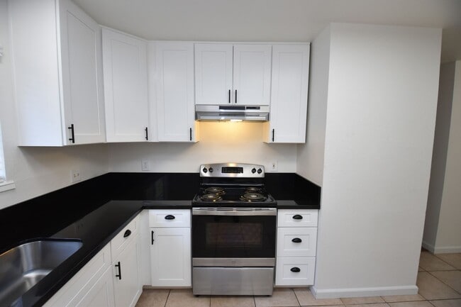 Photo - 4003-4003 Westporter Dr Apartment