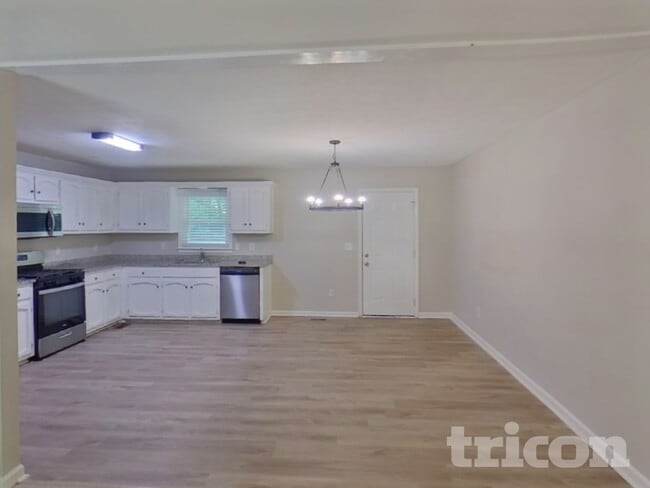 Building Photo - 117 Fawn Cir