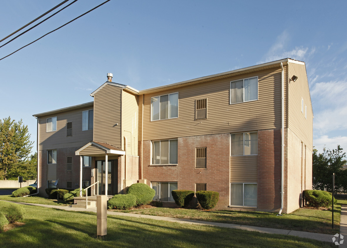 Building Photo - Garden City Terrace