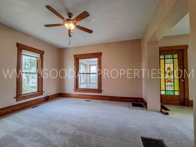Foto del edificio - Charming 4-Bedroom Home in DeSoto!