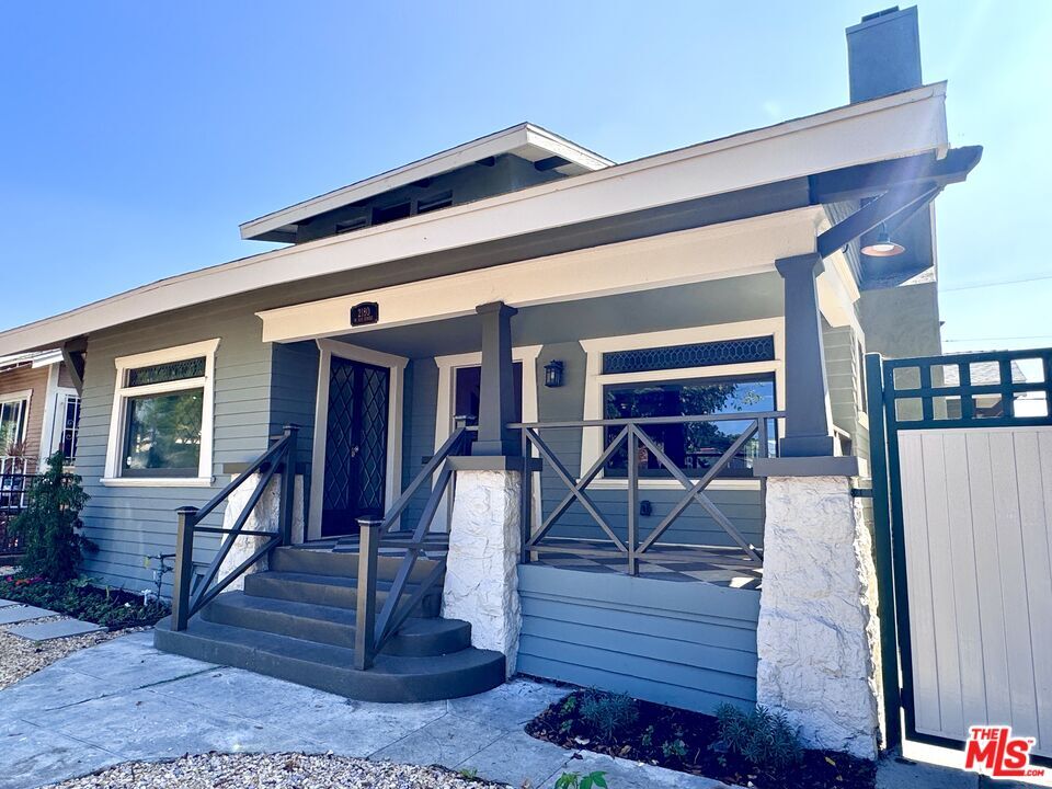 Foto principal - 2180 W 31st St