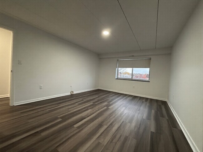 Foto del edificio - 30 Hill Rd