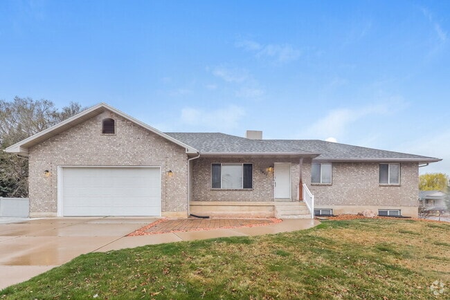 Building Photo - 1847 N 725 W